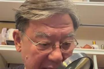 李立群首次直播帶貨翻車，賣茶葉損失上億元，欲5月回內地搞直播