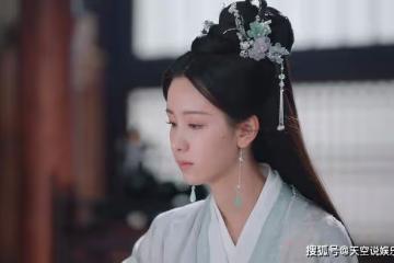 《長月燼明》葉冰裳黑化後,祖母為何轉性了?並非良心發現而是怕了