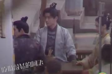 baby和宋威龍任豪拍戲,小海綿探班媽媽,頻繁現身片場母子情深