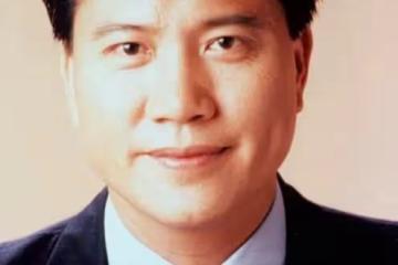 「大哥」萬梓良：情斷恬妞，征服3個女人，最後成了河南女婿