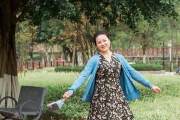 等我老了,我也要學「杭州奶奶」:不染頭髮,及膝裙,寬褲,優雅大方