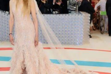 Met Gala／妮可基嫚致敬成標竿！女星「禮服4字」網傻眼：老佛爺氣死