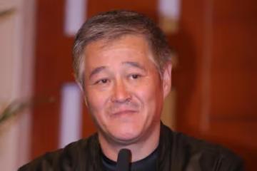 難怪嬌嬌敢與祖師爺對著干，原來他掌握了趙本山與關婷娜的故事
