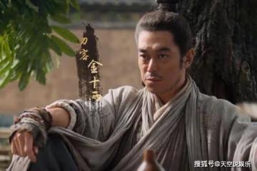 《雲襄傳》金十兩從刺殺到拜師，雲襄施展驚人千術，與亞男賭局相遇