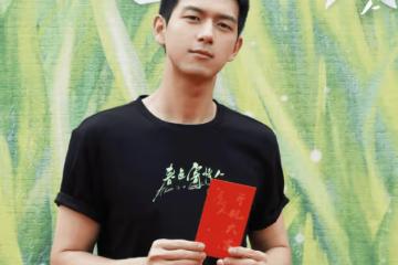 《春色寄情人》原著小說叫什麼名字？《春色寄情人》講的是什麼故事？