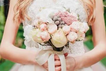 小叔結婚俺出五萬，他買房俺拿十萬，婆婆狂甩耳光，說句話蒙住