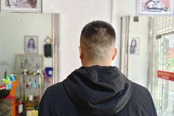 新時尚男士髮型來了,潮流又帥氣,一共100來款