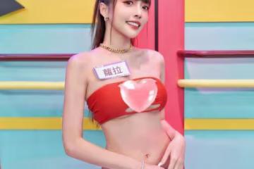 6女星比基尼「沙灘戰袍對決」站一排視覺超衝擊！網傻眼：未免穿太辣