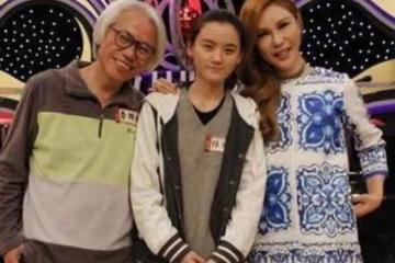 她17歲嫁57歲老公,如今懷孕向親爹借錢遭拒,年近70歲老公拄拐杖
