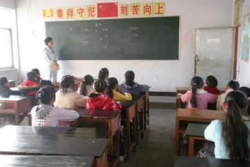 前妻患癌，我給她十五萬治病，前妻轉手把這筆錢給她哥買房