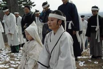 婆婆沒給彩禮，爸媽陪嫁一套房，小叔結婚老公提要求，蒙