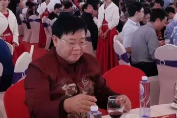 廣東電視台節目主持人鄭達進退兩難，他是否真的要跟觀眾說再見了