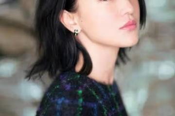 周迅帶男友見父母，父親與男友同框，網友：一時分不清哪個是爸