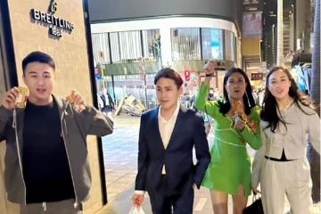 奚夢瑤參加朋友婚禮，穿抹身材紫色拖地長裙，高端大氣有魅力