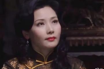 她是「姨太太」專業戶：因長得太美無人敢追，父親為她終身不娶
