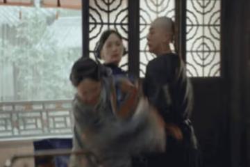 楊蓉自曝蔣勤勤把自己臉打腫,調侃想叫救護車,被質疑內涵蔣勤勤