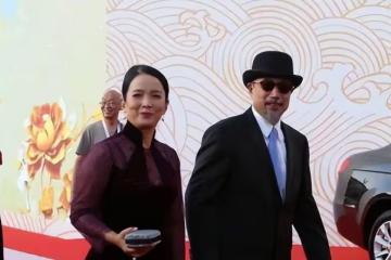 呂麗萍夫婦引領老年時尚，她穿旗袍太優雅，孫海英西裝紳士又帥氣