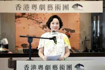 三太成立粵劇團，各房都送了祝福，賭王何鴻燊走後太太們關係和諧