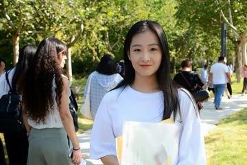 浙川少女身著高時尚旗袍起舞，引發爭議，我反應霸道，被所有妹子認可