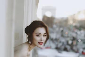 葛天真不愧是劉翔的前妻！「飽滿身材」穿一字肩薄紗裙，氣質驚艷