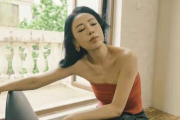 55歲黃綺珊告訴你：衣素雅，發盤起，不化濃妝，黃媽也能變黃姐