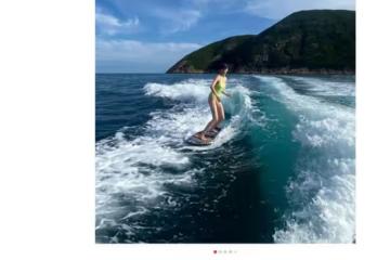 吳千語曬無修圖衝浪照，穿泳裝秀真實曲線，臉上雀斑凸起小腹搶鏡