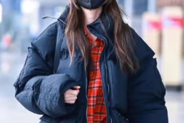 盤點女星們的新年私服,baby與楊冪撞衫都好美,胡杏兒穿出阿姨味