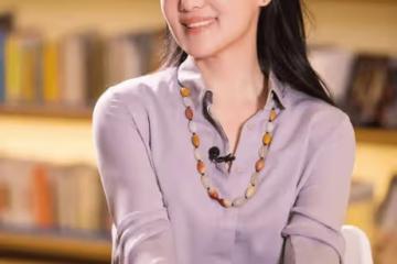 看了這幾位中年也發福的女明星,才明白:不扮美,簡約得體才高級