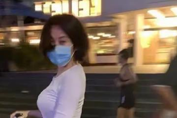 許晴的臀、余男的唇、朱珠的腰,這3位中年女星性感起來簡直要命
