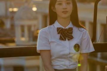 趙麗穎34歲了還這麼美!穿JK制服拍校園寫真,女生看了都心動