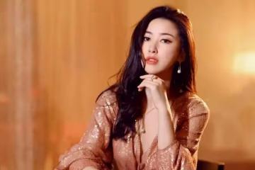 朱珠:內娛第一性感活人,真美還是捧殺?