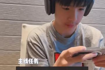 董潔拍戲獲兒子暑假探班，14歲頂頂帥成羅雲熙，青春叛逆惹哭媽媽