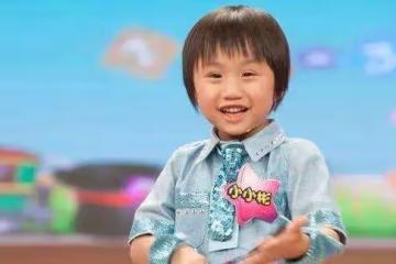 從小被強行裹胸、打針抑制生長，丈夫意外燒死，她的一生太慘
