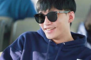 大瓜！曝何九華背著女友約辣妹車內索吻談合作，事後又回王鷗香閨