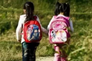 母親病逝留下撿來的小孩，大哥二哥不養，老三收留多年後驚喜來了