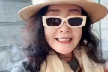 張蘭和孫兒孫女見面很激動，箖兒眼神躲閃表現得比較怯場