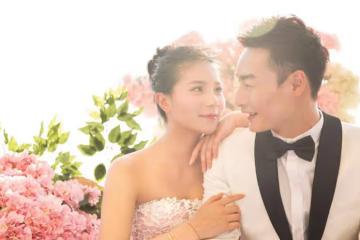 27歲何姿與31歲秦凱喜結連理，成就了一段體壇的愛情佳話