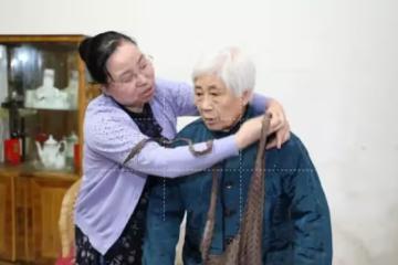 「媽，我求你別那麼高看我！」深夜，60歲的婆婆收到兒子的一封信