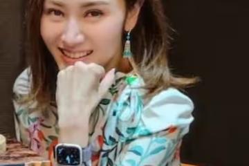 李嘉欣為60歲丈夫慶生，許晉亨頭髮稀少小眼眯眯，兩人同框似父女