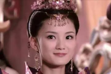 《活佛濟公》白雪:從當紅女主到自媒體博主,36歲馨子如今怎樣?