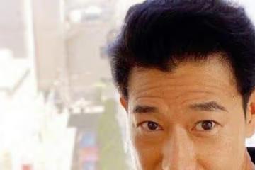 矢野浩二：27歲含淚跪別父母來中國發展，女兒加入中國國籍