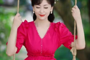 68歲趙雅芝扮花仙子騎白馬,氣質堪比林青霞和朱玲玲