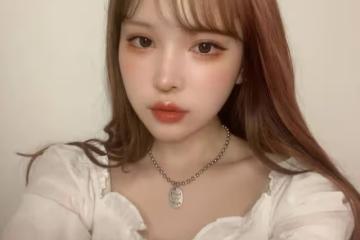 網紅化妝女孩意外離世，年僅23歲，死因與繼父和家人的壓迫有關
