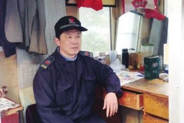 結婚一月岳母重病，瞞著爸媽賣婚房給她治病，三年後俺悔恨