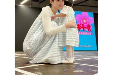 奚夢瑤曬與女兒合照,母女穿親子裝賣萌,Romee遺傳媽媽超模身高