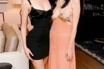54歲鄧文迪盛世美顏！弔帶裙婀娜多姿，卷髮慵懶又妖嬈，像30歲的女生