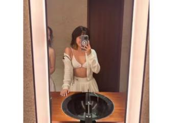 賈靜雯18歲女兒再秀性感穿搭，內衣外穿大方自信，盡顯成熟美