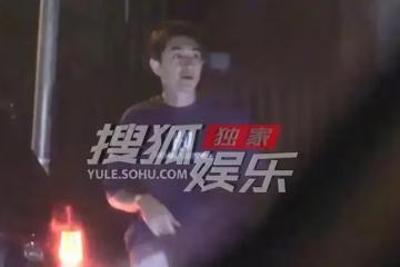 林更新深夜帶美女喝酒聚會！醉酒走路搖晃被攙扶和女方回家