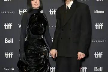 郭碧婷向佐合體走紅毯，郭碧婷模樣大變認不出，老了很多