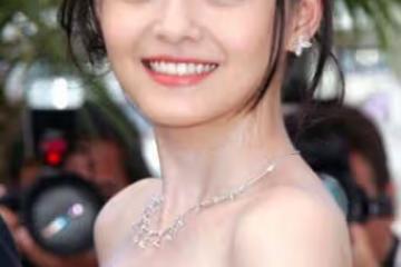 大s宣布與韓星結婚，卻被扒出兩人交往多年，大度前妻的人設崩了
